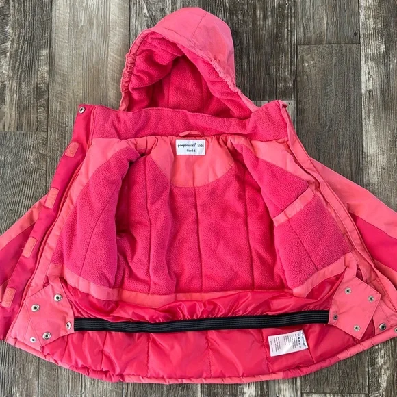YINGJIELIDE Girl's Waterproof Ski Jacket,Kids Outdoor windproof Jacket,Fleec 5-6